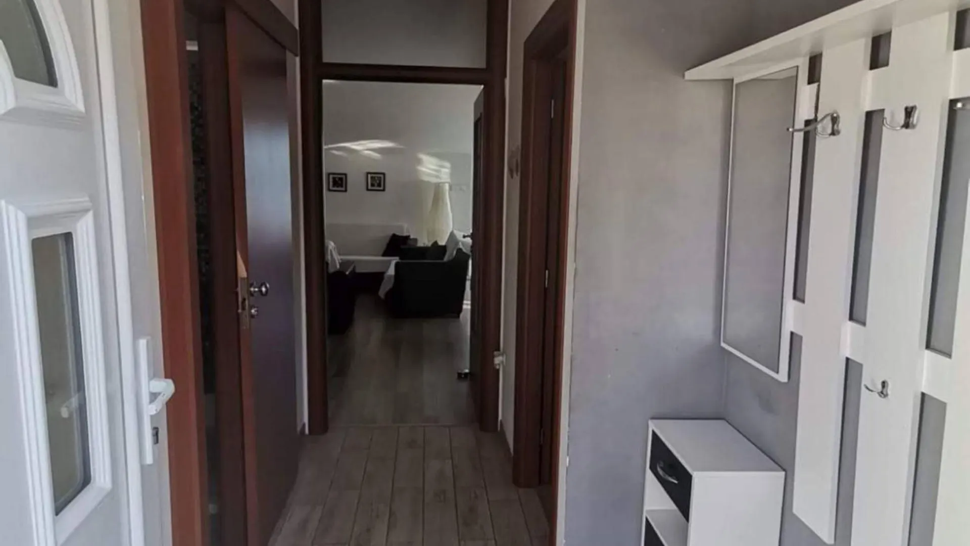 Two Bedroom Apartment With Terrace And Sea View